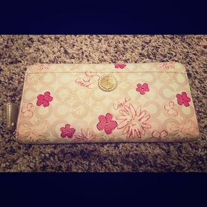 Coach wallet